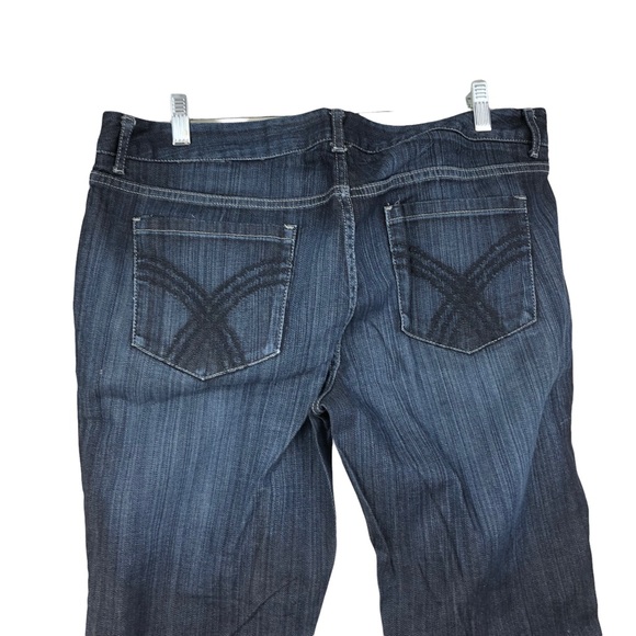 Mossimo Bootcut Darkwash Jeans SZ 12, Whiskering on Front, Embroidered Pockets - Picture 3 of 7